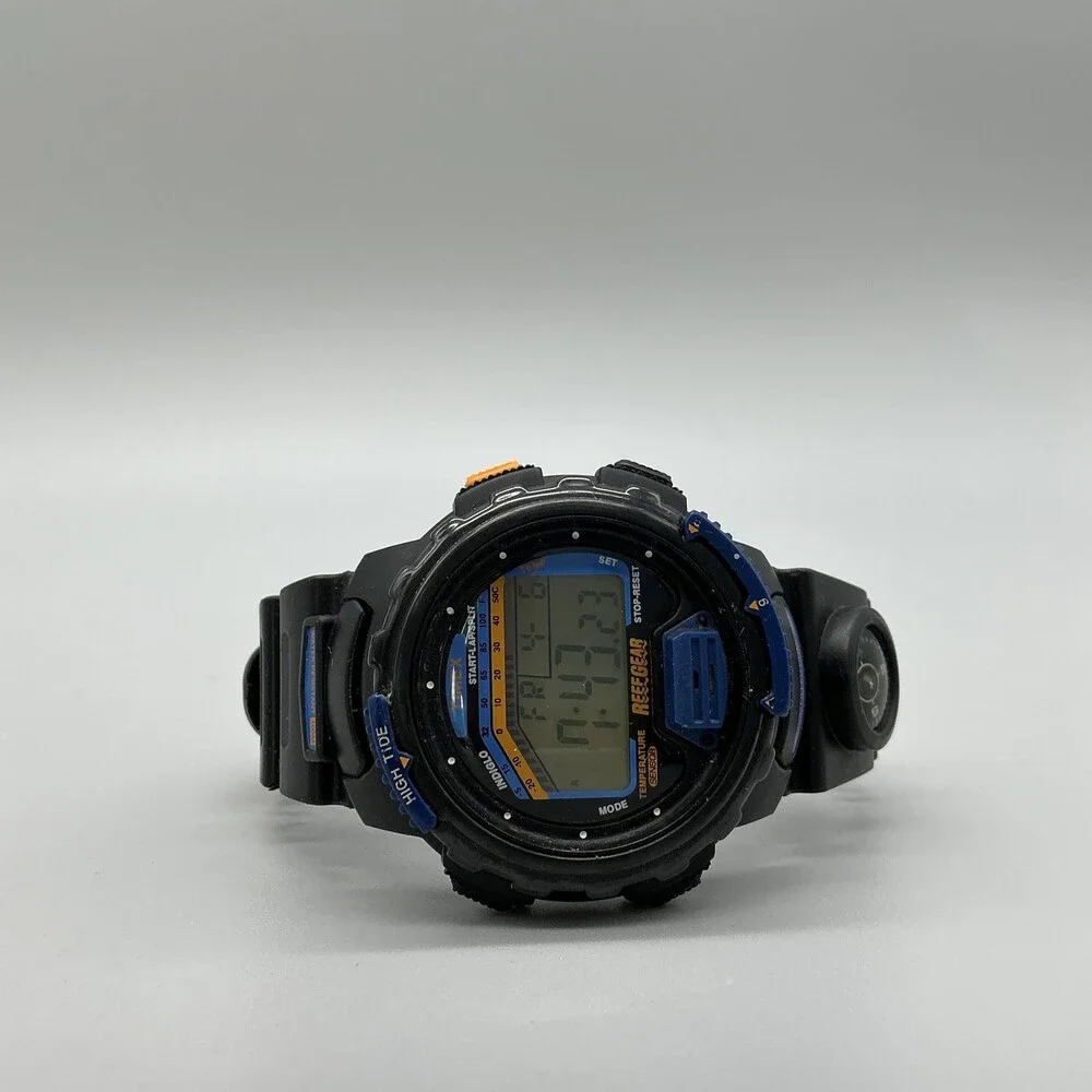 VIntage Timex Reef Gear Mens Watch 43mm Green Digital Black Compass Strap Alarm